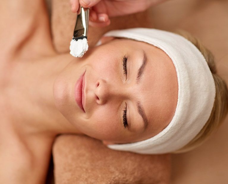 Tratamientos faciales en centro estética Forma Línea Alcázar